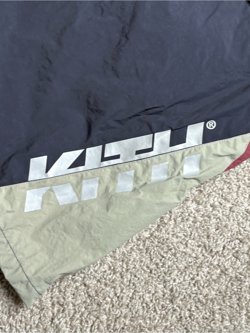 KITH Colorblock Shorts - Picture 3 of 4